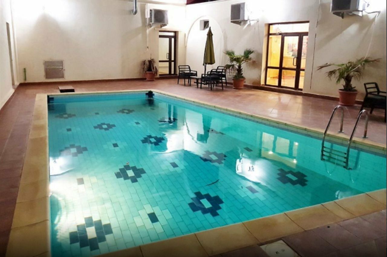 Hotel Takialt à Adrar Extérieur photo