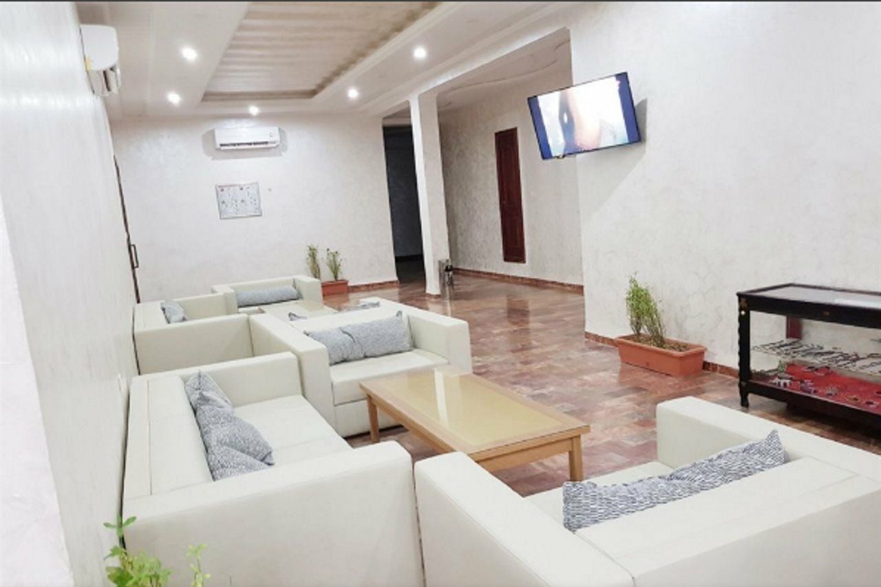 Hotel Takialt à Adrar Extérieur photo